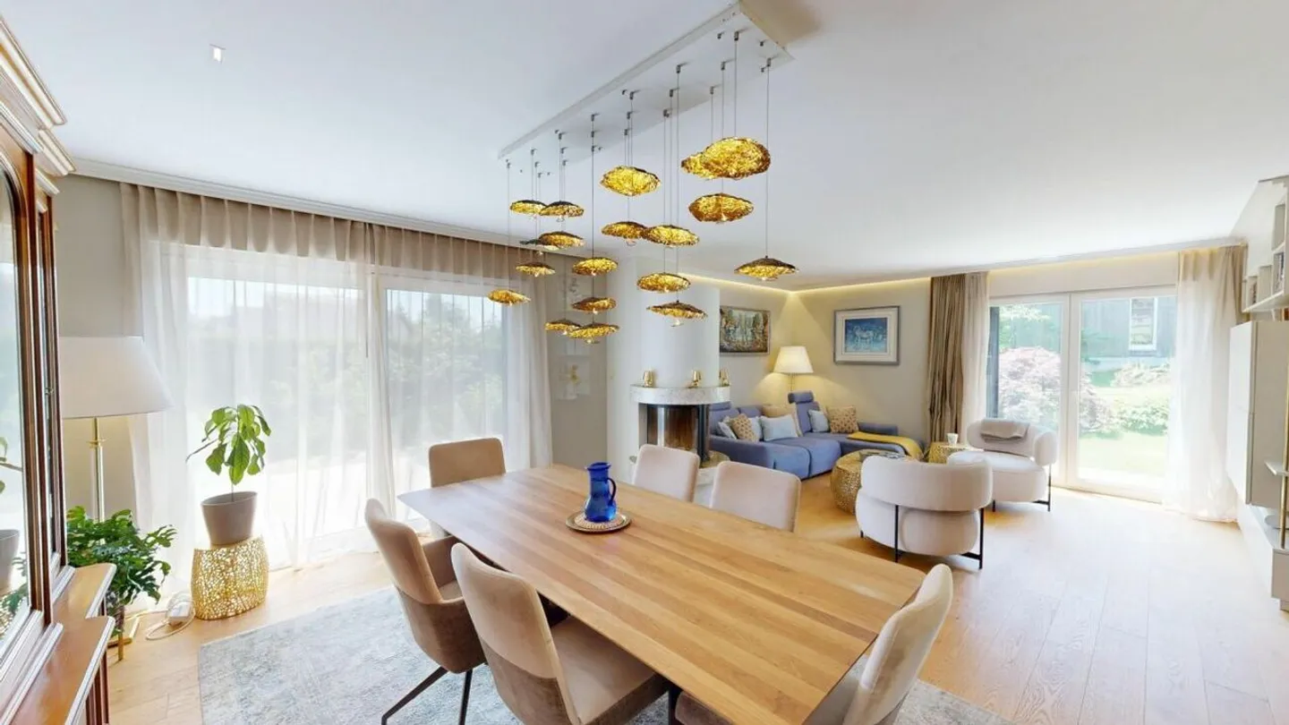 Classic Contemporary Living - Stylish 9.5-Room Single-Family House with Private Garden, Swimspa & Smart Home in Veltheim - Photo 4 of 30