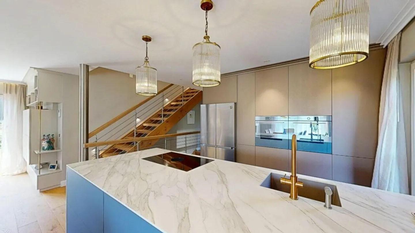 Classic Contemporary Living - Stylish 9.5-Room Single-Family House with Private Garden, Swimspa & Smart Home in Veltheim - Photo 6 of 30