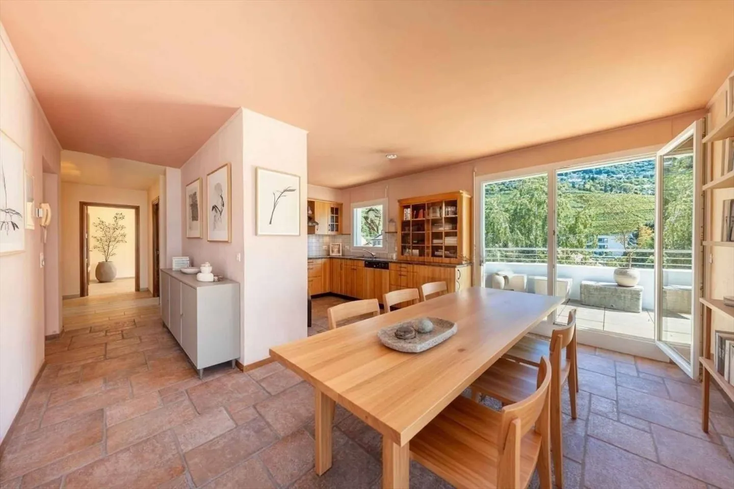 Attico di 4,5 locali con terrazza di 130 m² e vista sul lago - Foto 8 di 13