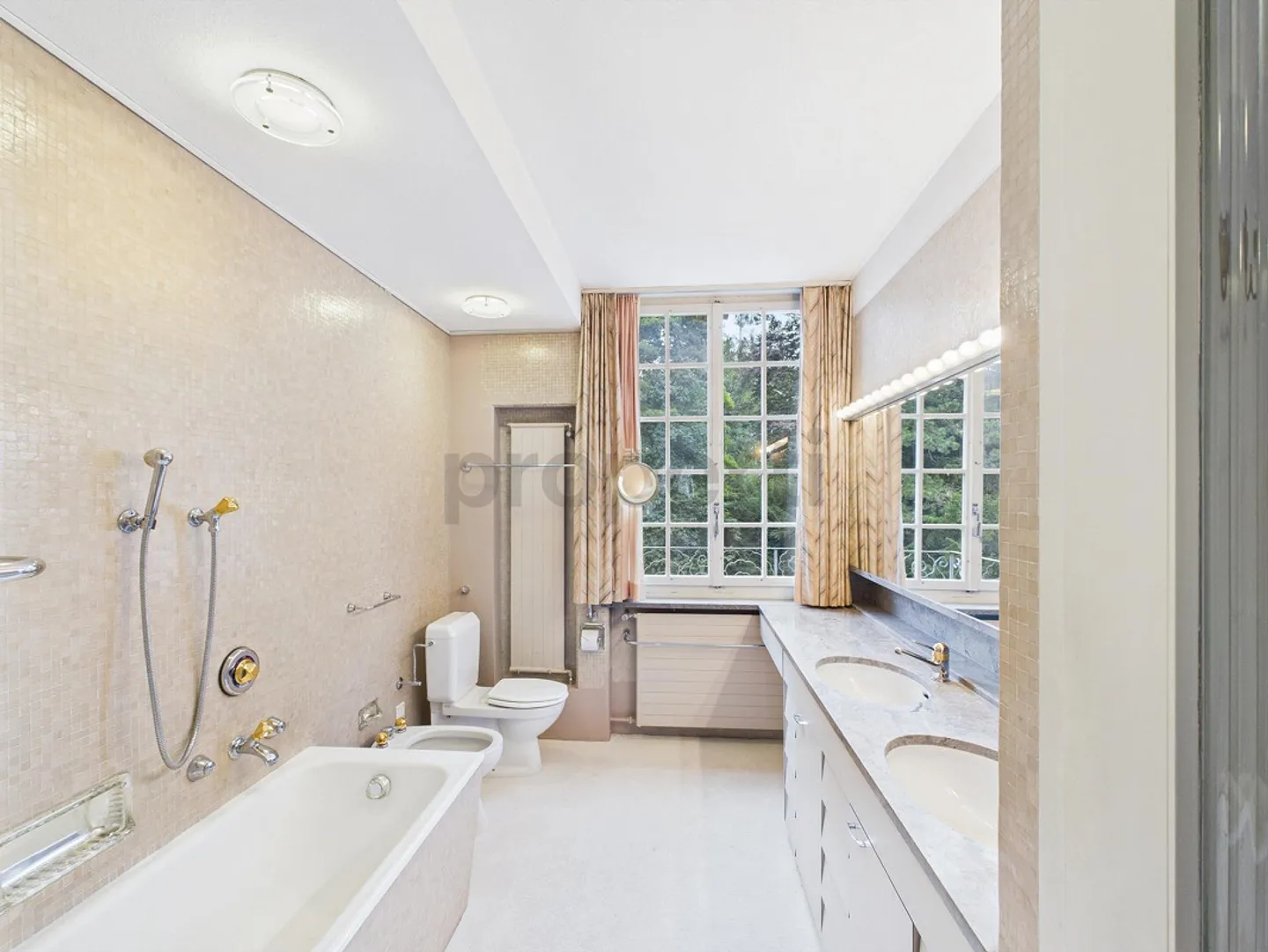 Première villa sur le Bruderholz – Un voyage à travers l'architecture élégante - Photo 10 sur 14