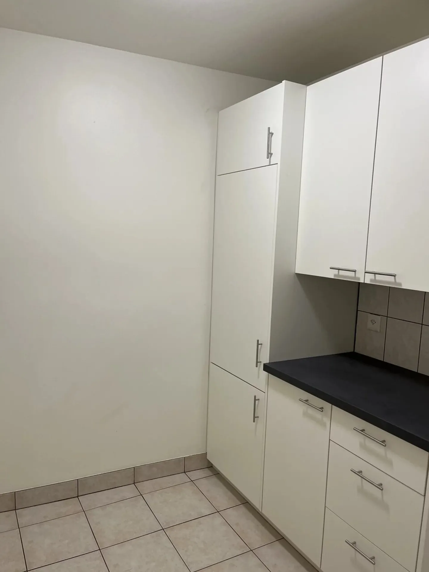 4-room apartment with concierge service - Photo 3 of 8