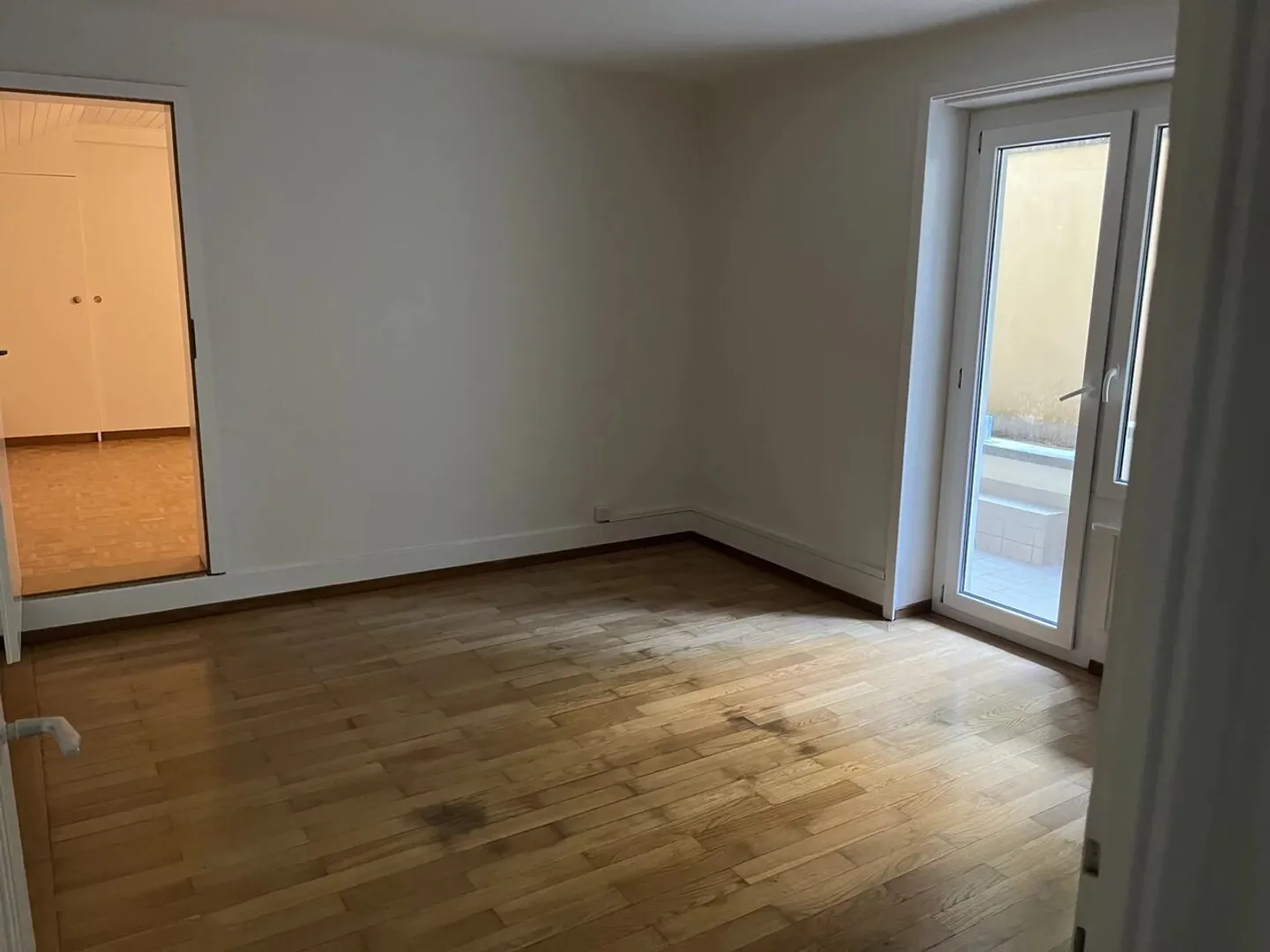 4-room apartment with concierge service - Photo 4 of 8