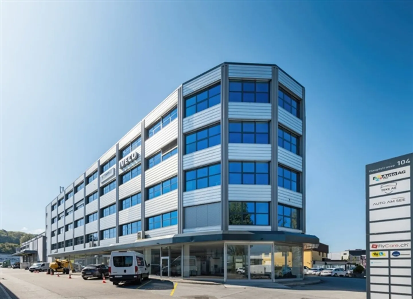 Spacious Office with 40 m² in Staad - Photo 1 of 8