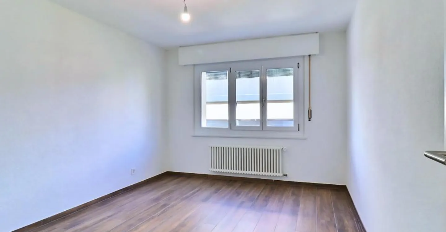 Bulle - Charmante renovierte 3,5-Zimmer-Wohnung - Foto 5 von 6