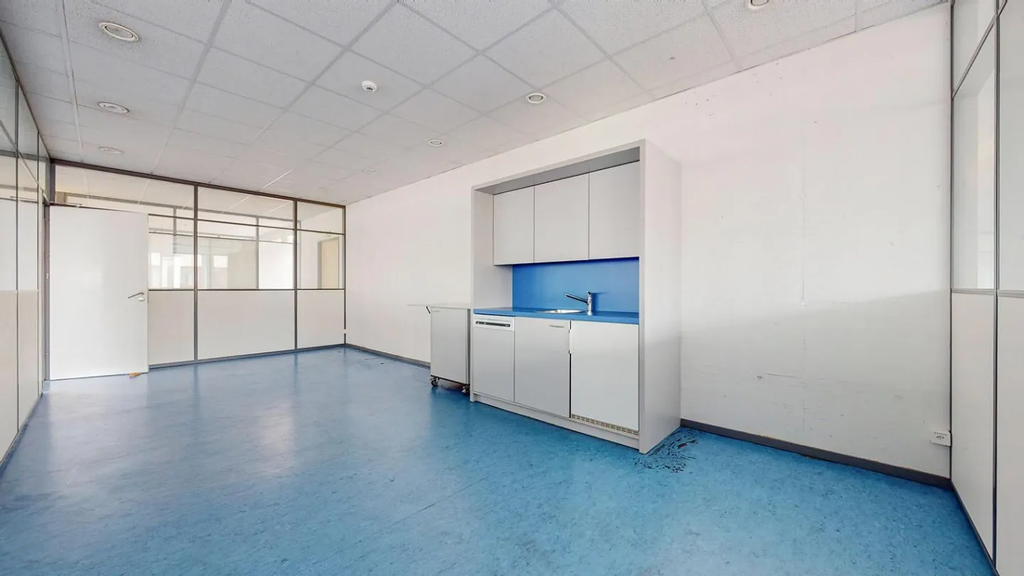 Bezugsbereites Büros in Dättwil - Foto 7 von 10