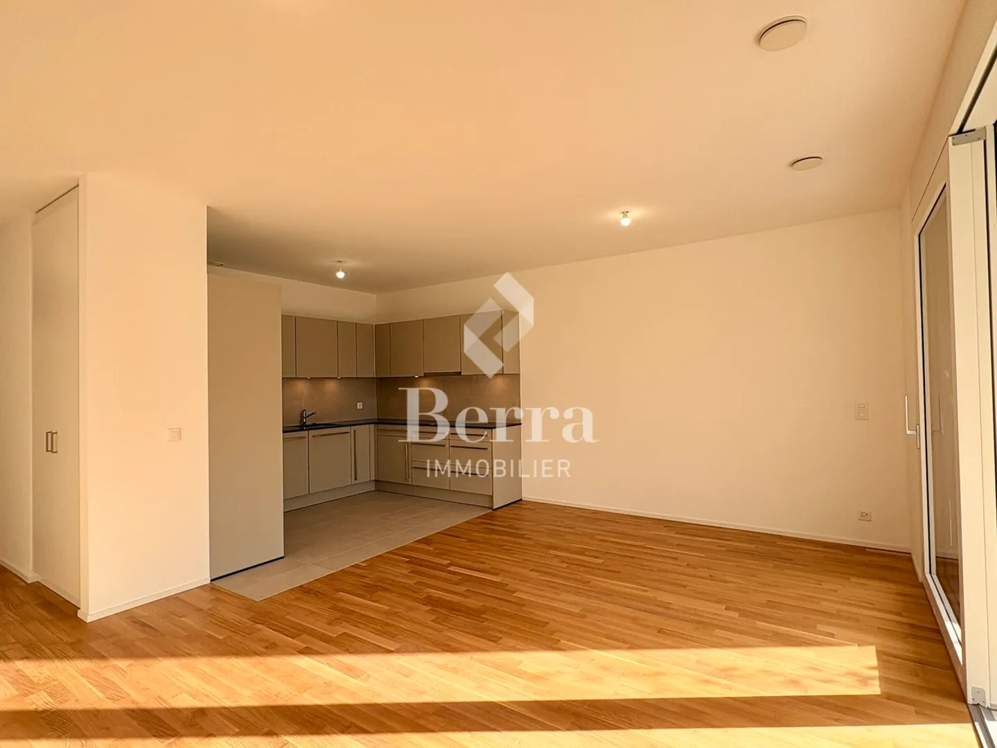 Excellent new apartment with 4.5 rooms ON THE GROUND FLOOR! - Photo 1 of 15