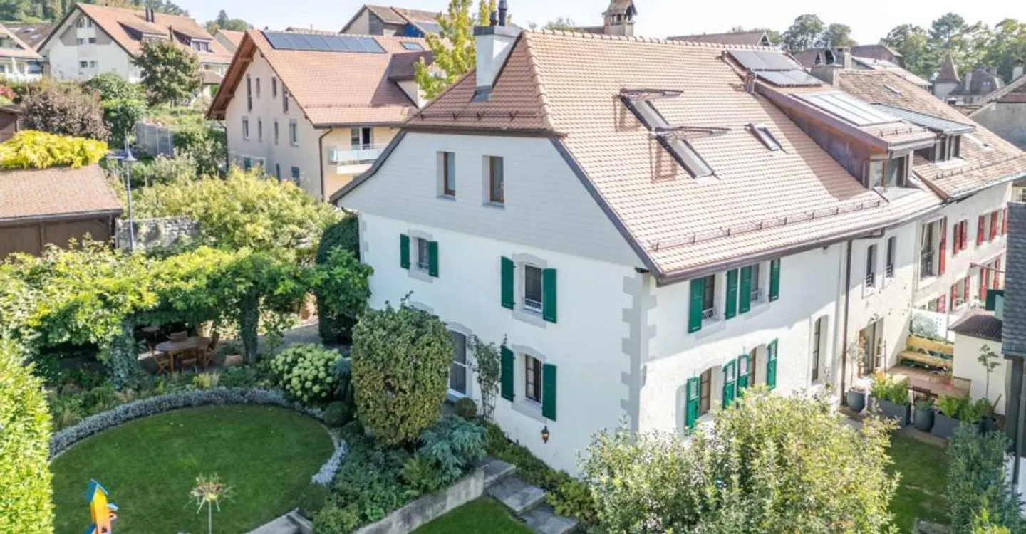 Charmante maison du XVIIIe siècle - Photo 2 sur 5
