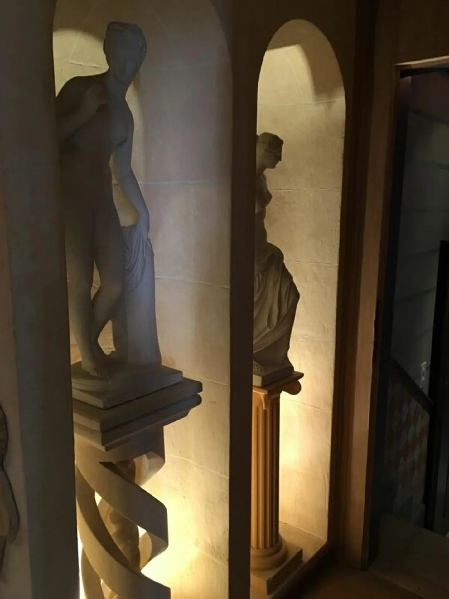 Administrative building in Châtelaine - Yield of 4% - Photo 8 of 11