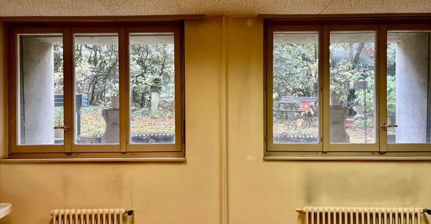 Office space for rent - Photo 3 of 9