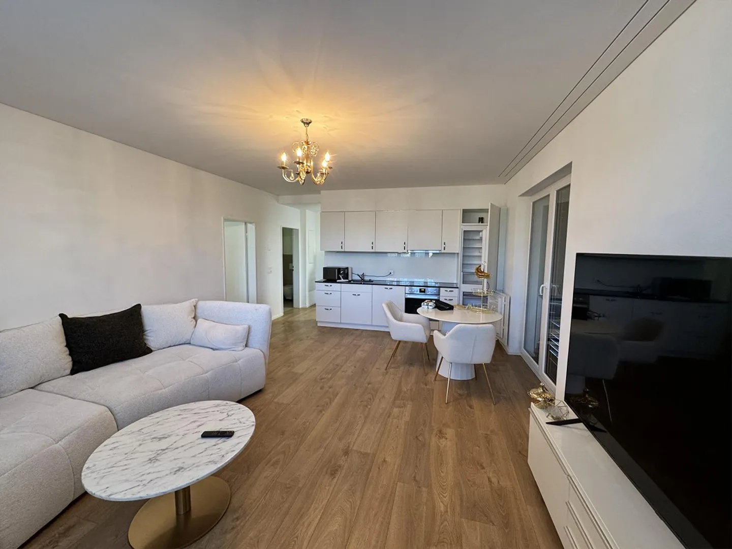 Appartamenti moderni di 2,5 stanze in affitto - Foto 1 di 11