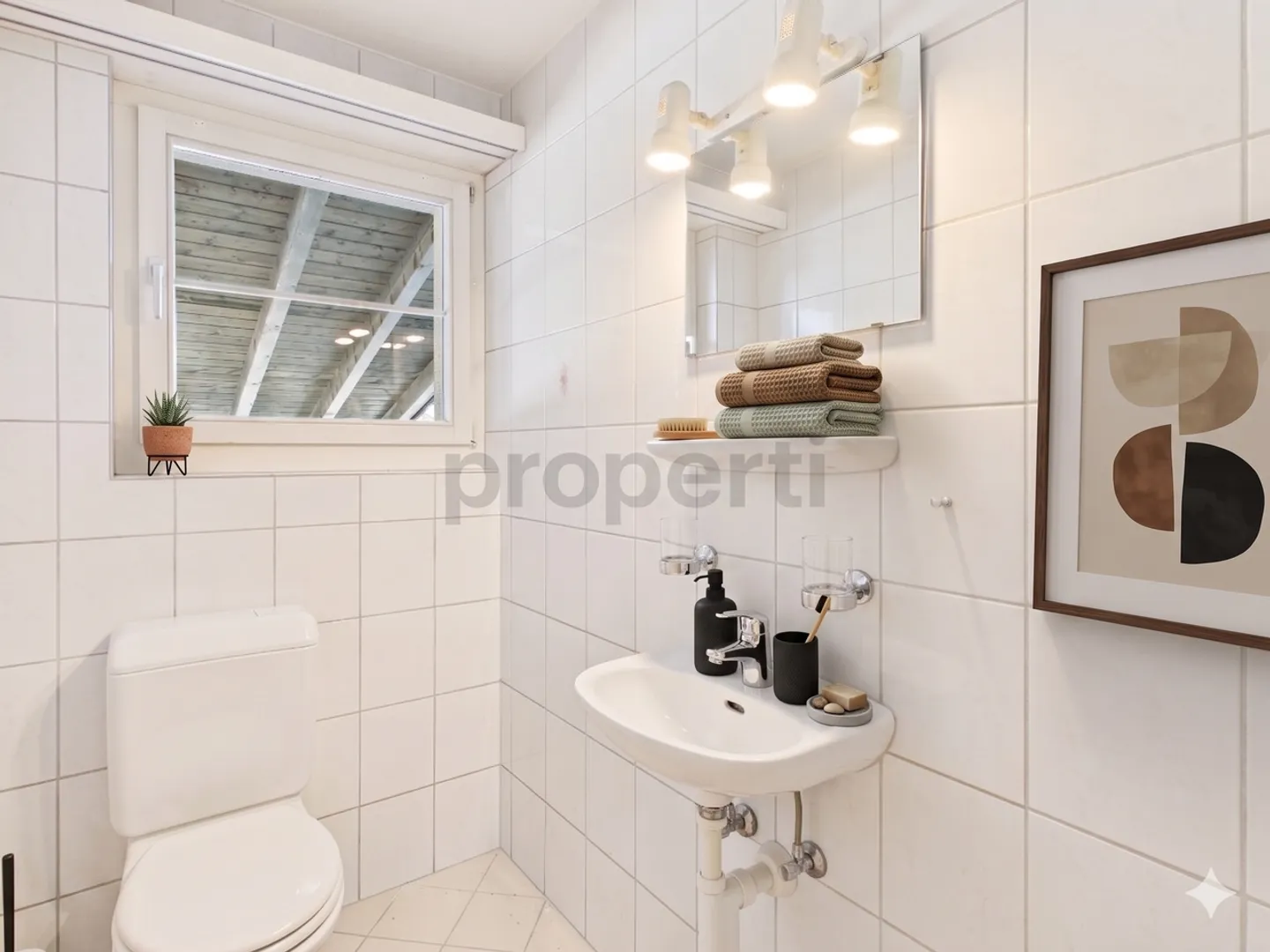 Spacious 6.5-Room Townhouse in Rural Tranquility - Photo 11 of 13