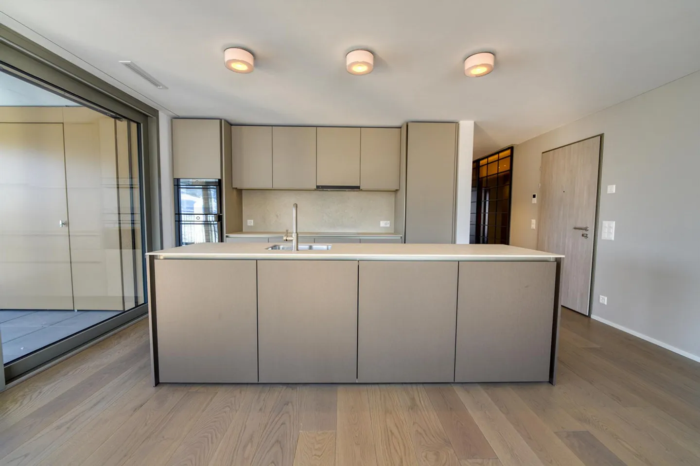 Premium 4.5-Zimmer Etagenwohnung mit schöner Aussicht - Foto 3 von 7