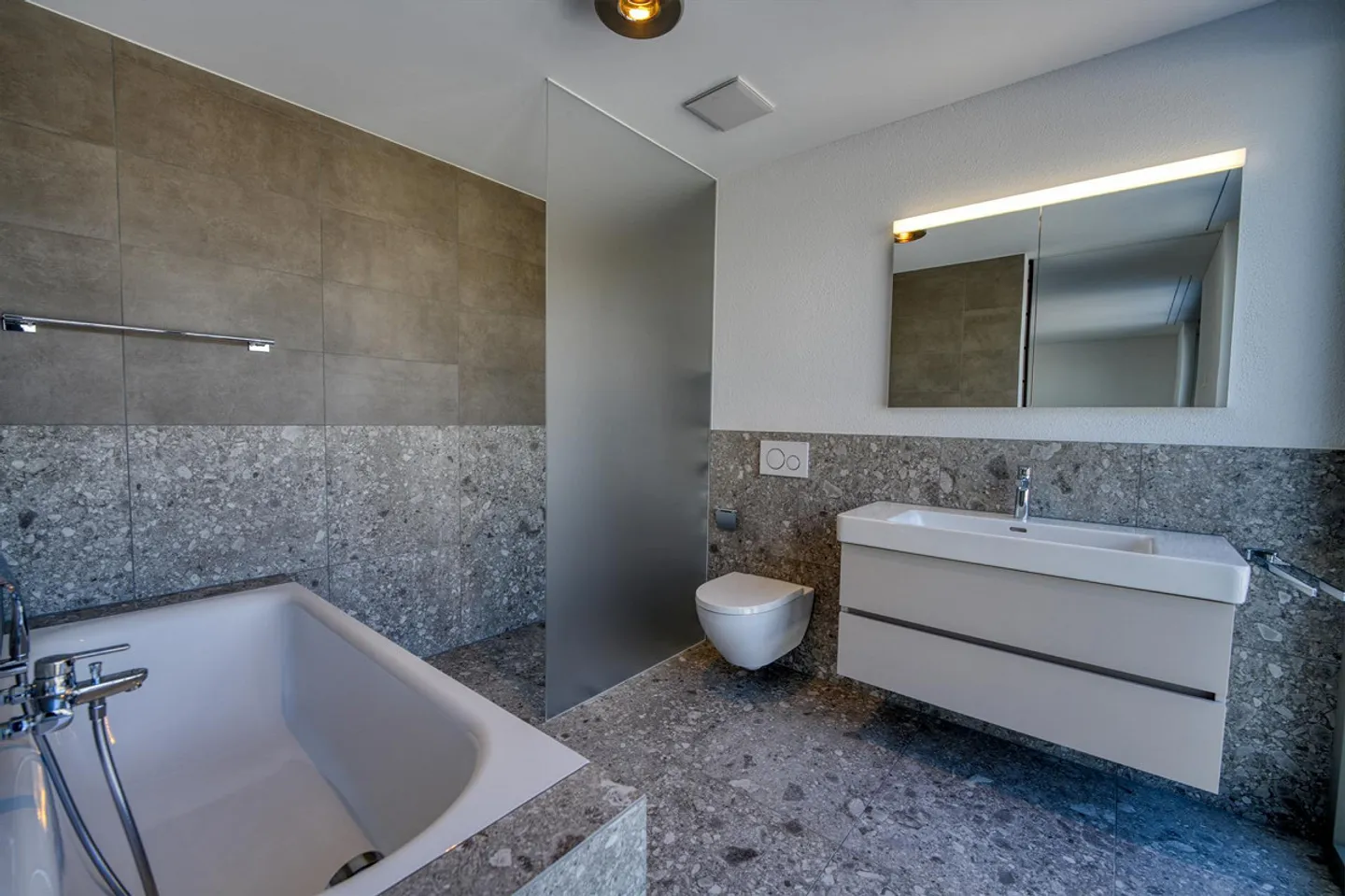 Premium 4.5-Zimmer Etagenwohnung mit schöner Aussicht - Foto 5 von 7