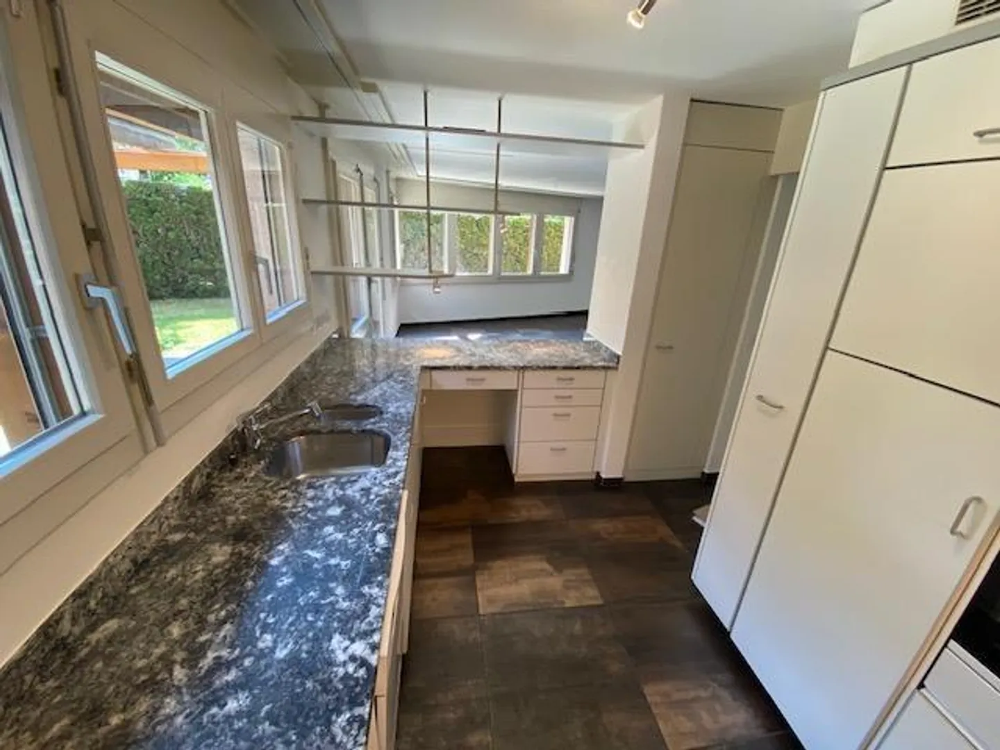 6½-Zimmer-Reiheneinfamilienhaus im Zentrum von Unterseen - Foto 9 di 29