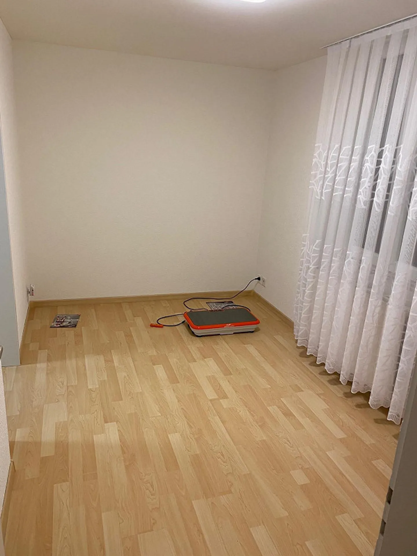 Semi-detached house - Photo 13 of 24