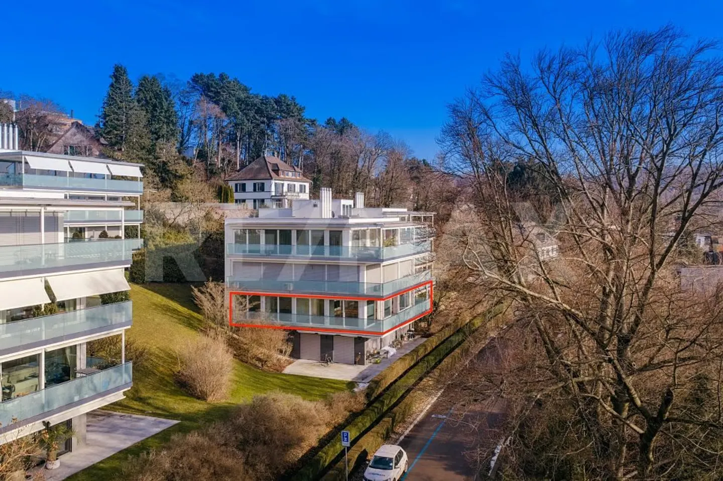 Timeless Elegance at Zürichberg - Exclusive Living in the Renowned Forsterpark - Photo 9 of 13