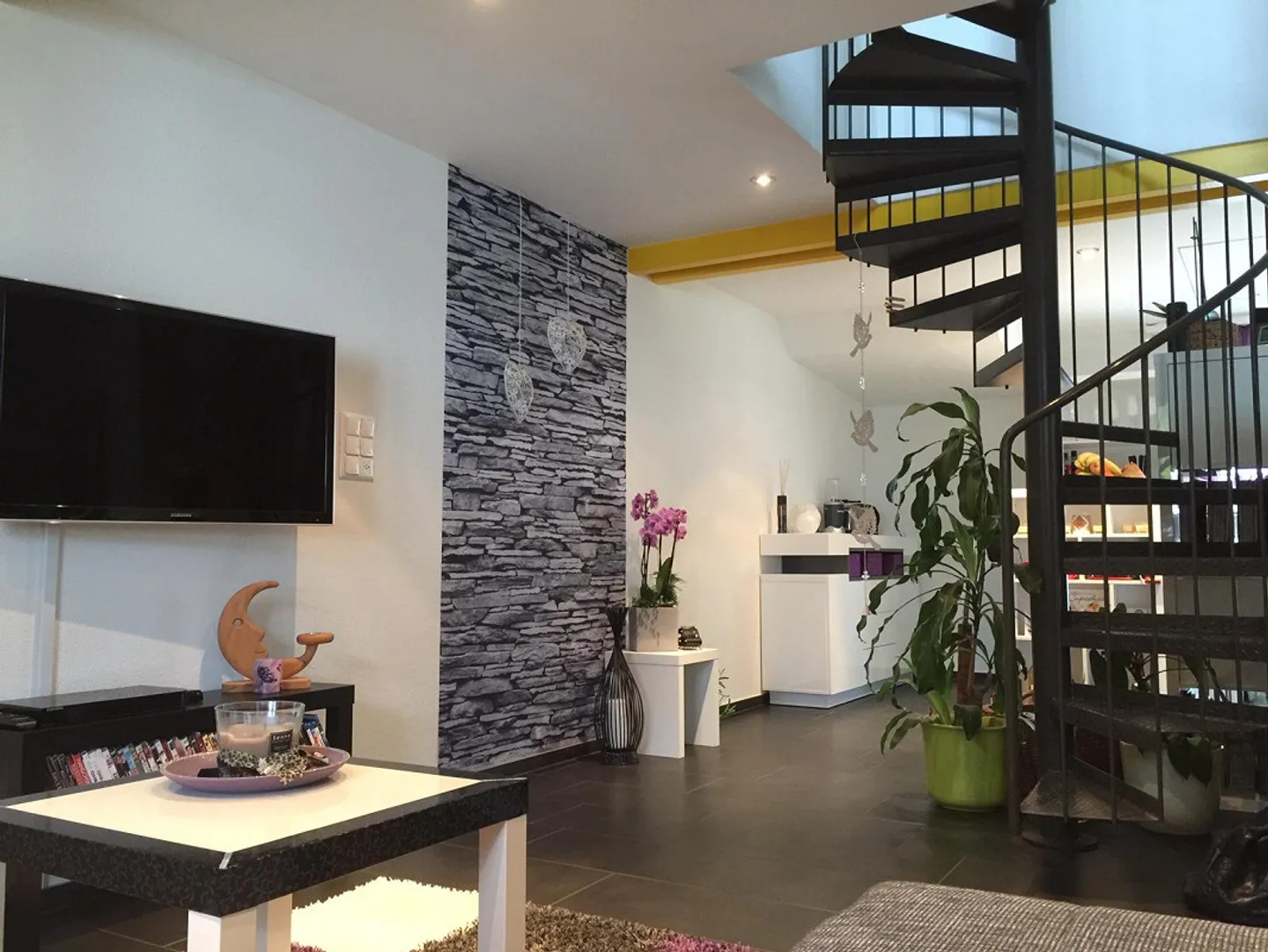 Moderne 2.5-Zimmer-Wohnung in Altstätten - Foto 1 von 13