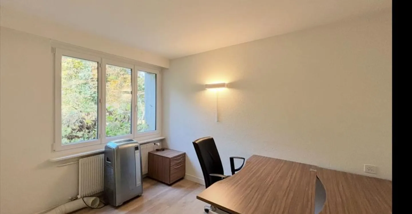 Bureau à louer - Photo 9 sur 12