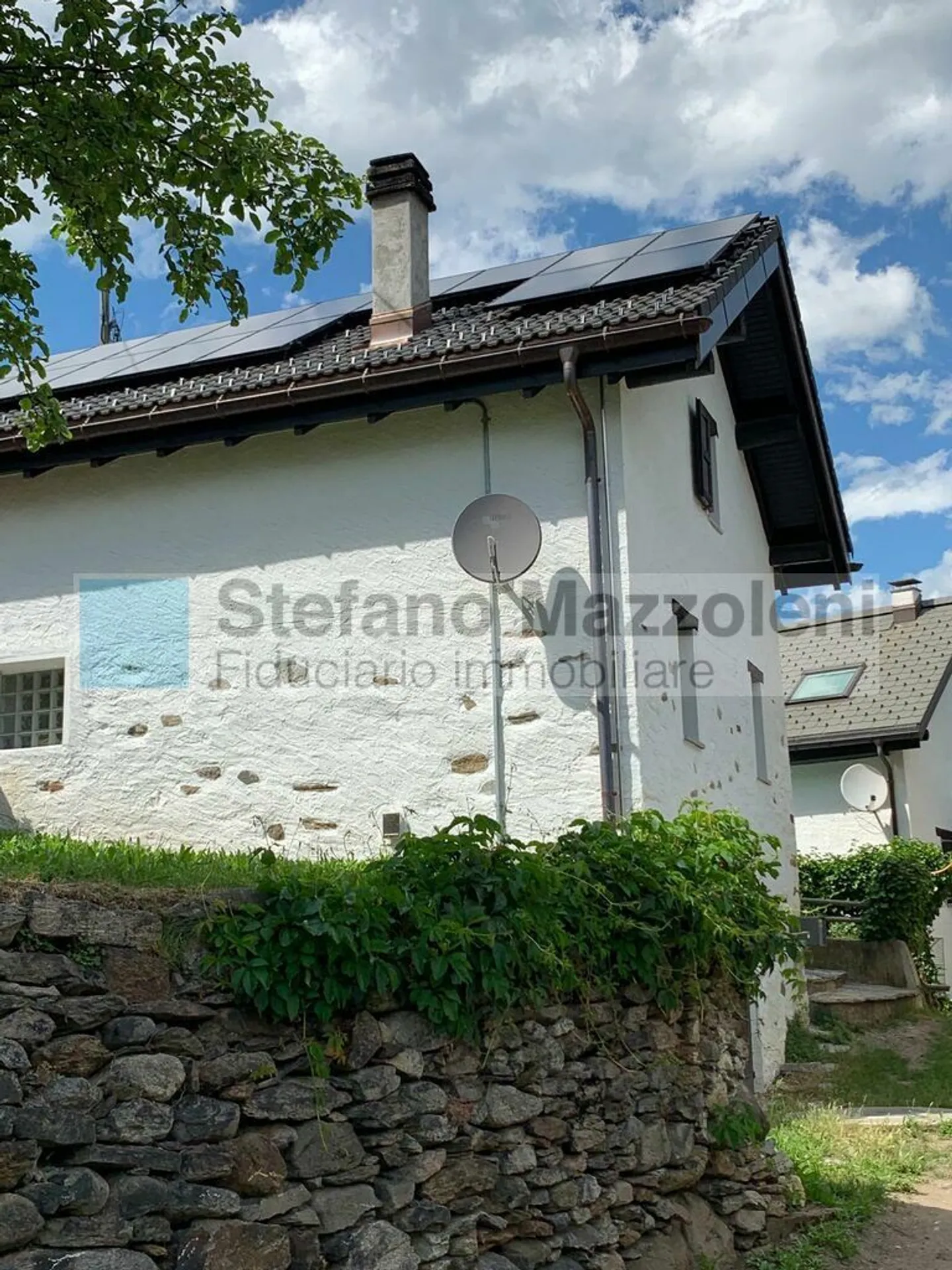 Rustique de rêve dans la vallée de Blenio - Possibilité de résidence secondaire - Photo 2 sur 12
