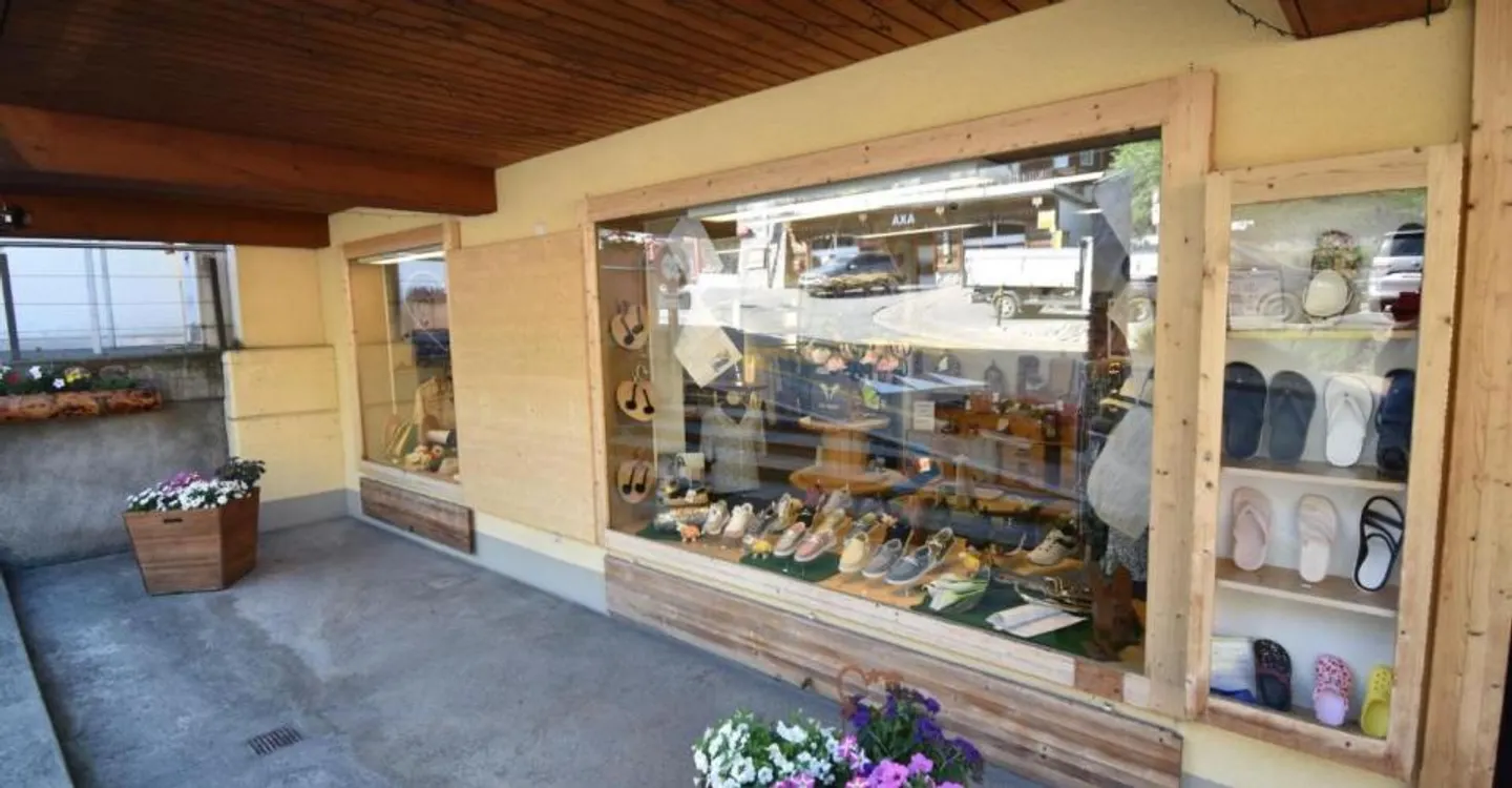 Spazio commerciale 67 m2 a Leysin - Foto 1 di 5