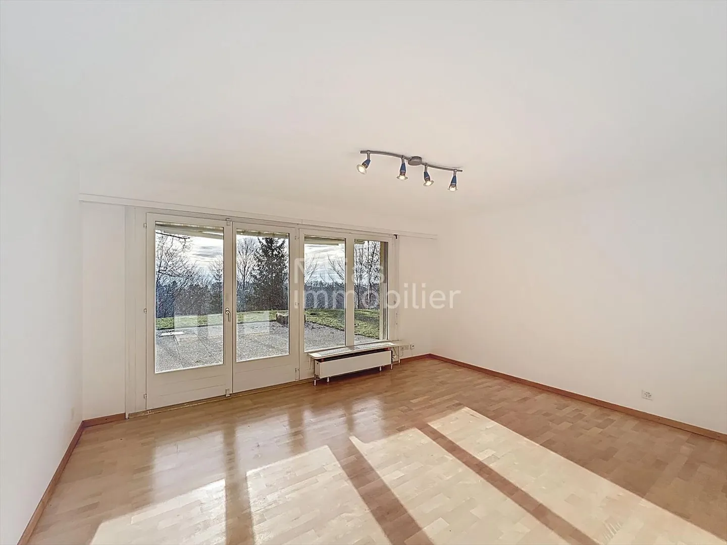 Intimité et espace au bord de la forêt - Photo 5 sur 12