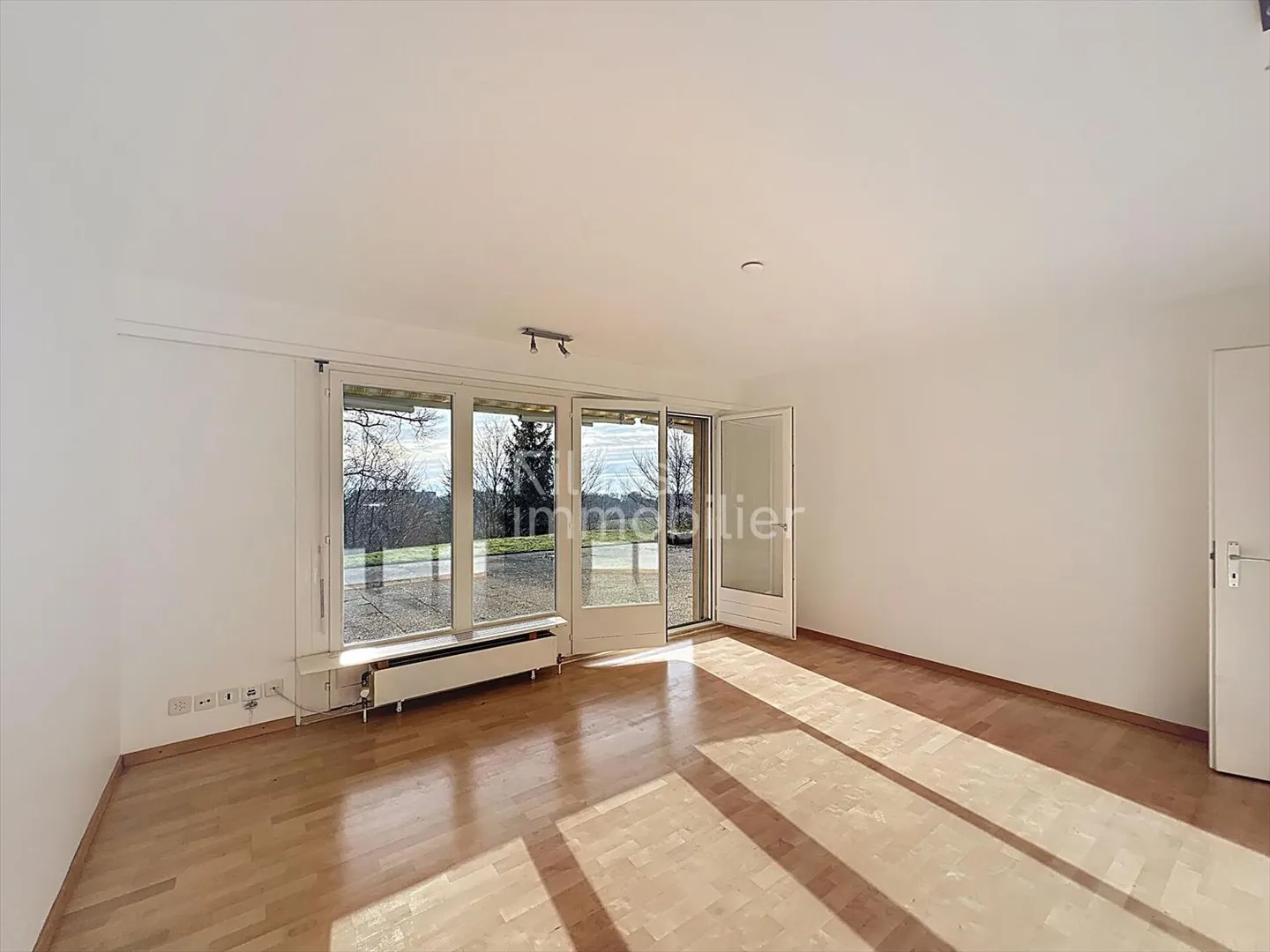 Intimité et espace au bord de la forêt - Photo 6 sur 12