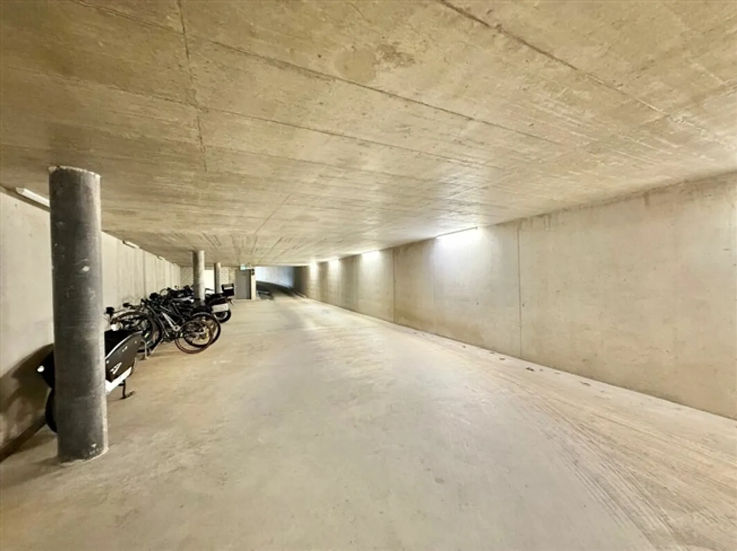 Underground parking space No. 32 in the parking garage "Rägeboge" - Photo 6 of 8