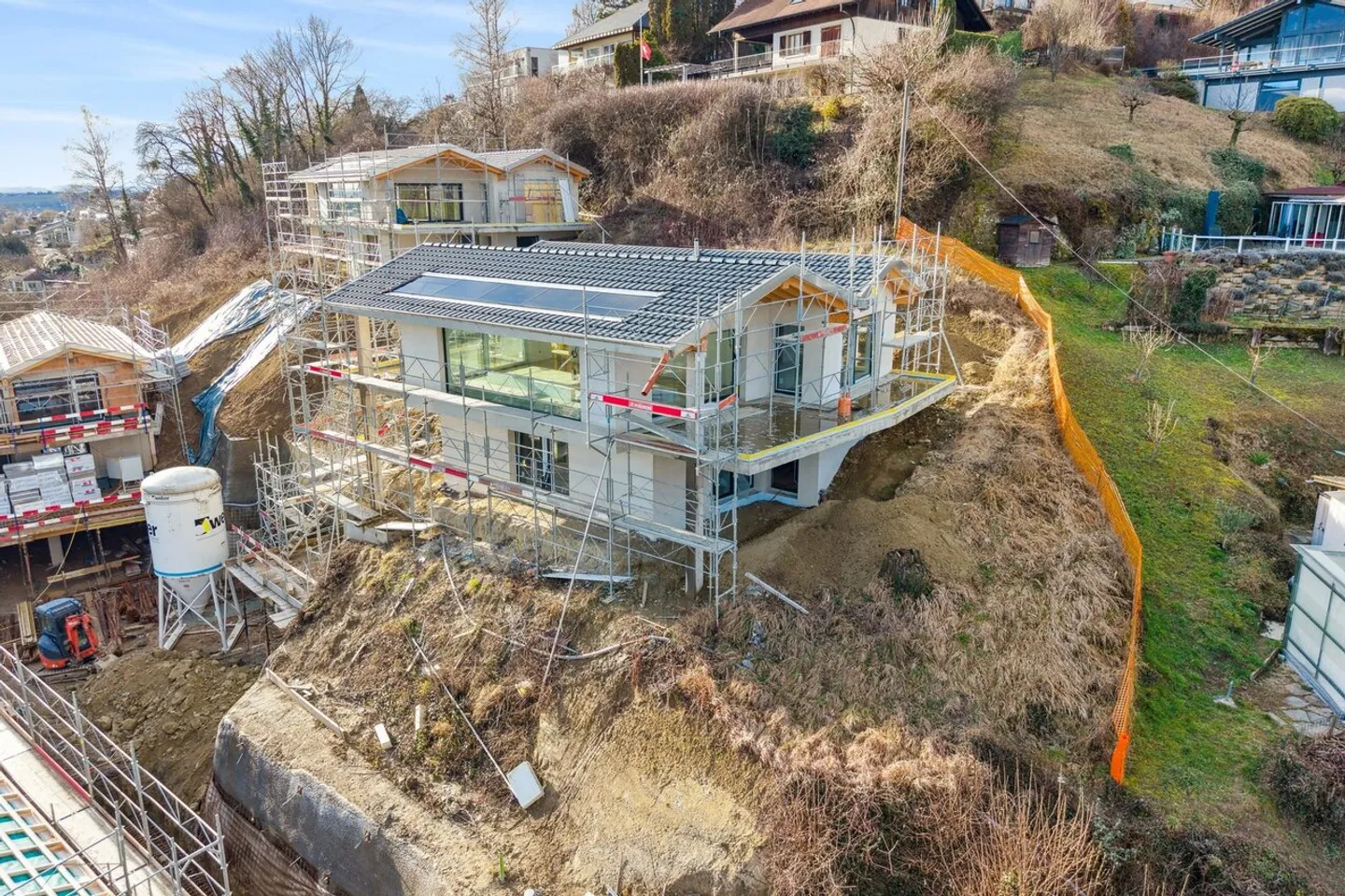 Stunning Villa with Lake View - Photo 2 of 12