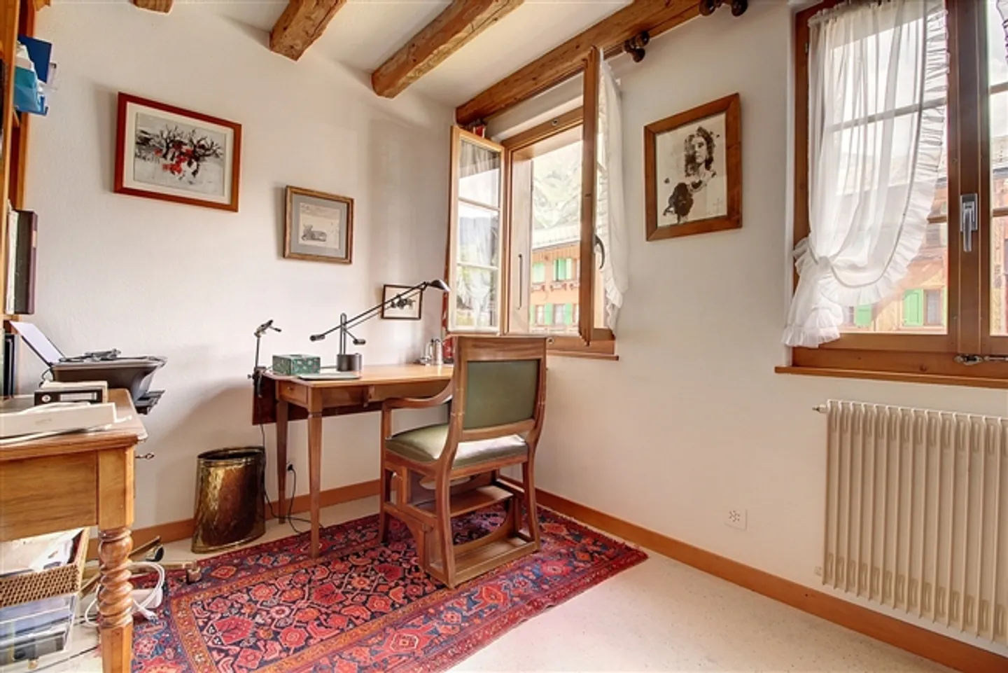 Very nice 5-room apartment - Photo 9 of 11