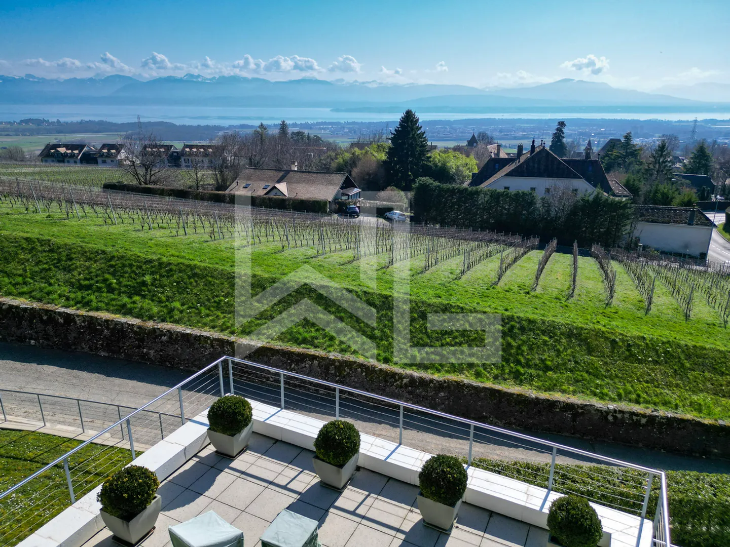 Villa Contemporanea con Vista Panoramica - Foto 1 di 11
