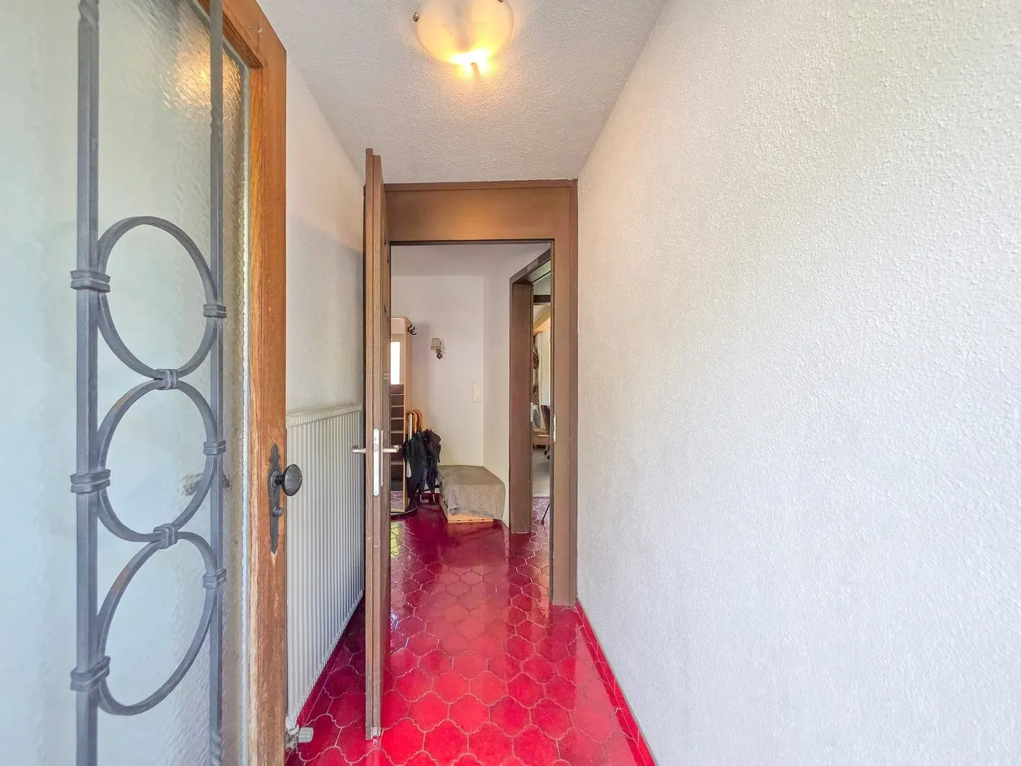 Maison multifamiliale avec trois unités - Photo 2 sur 44