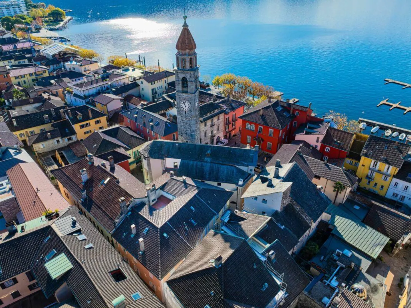 ASCONA - Prestigioso Immobilienobjekt mit Einnahmen im Kern - Foto 1 von 2