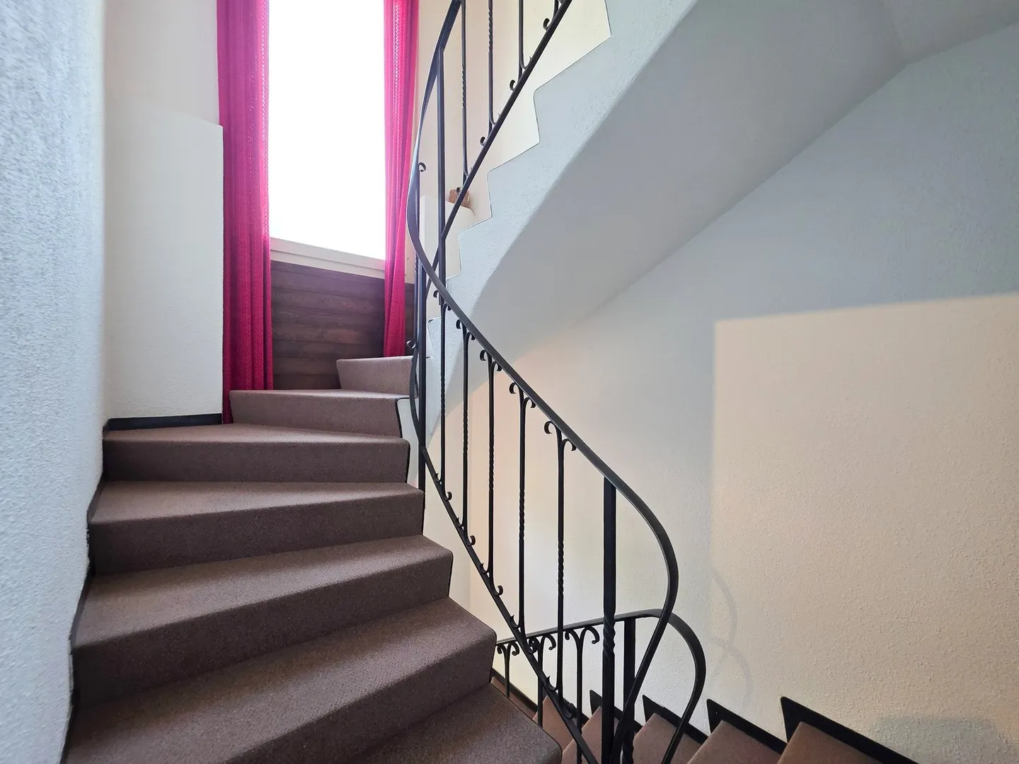 Maison multifamiliale avec trois unités - Photo 12 sur 44