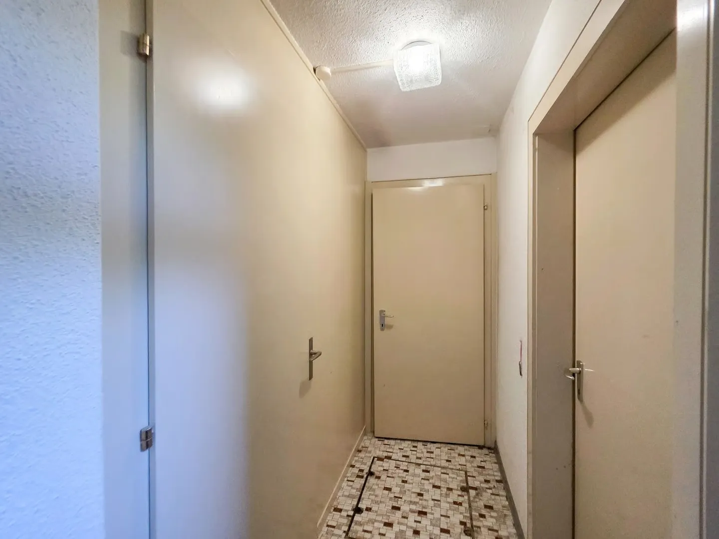 Maison multifamiliale avec trois unités - Photo 38 sur 44