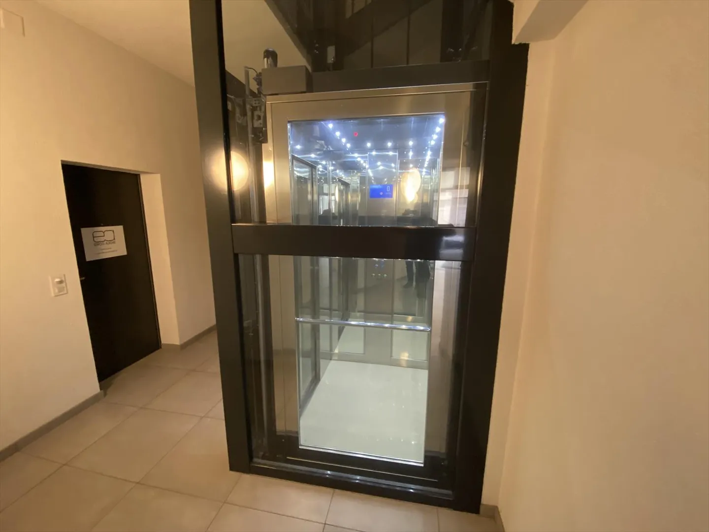 Appartement - Photo 2 sur 12
