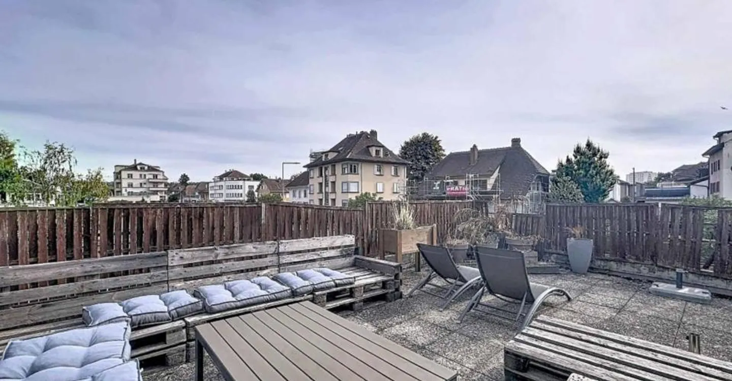 2.5-room apartment with a large terrace - Photo 7 of 9