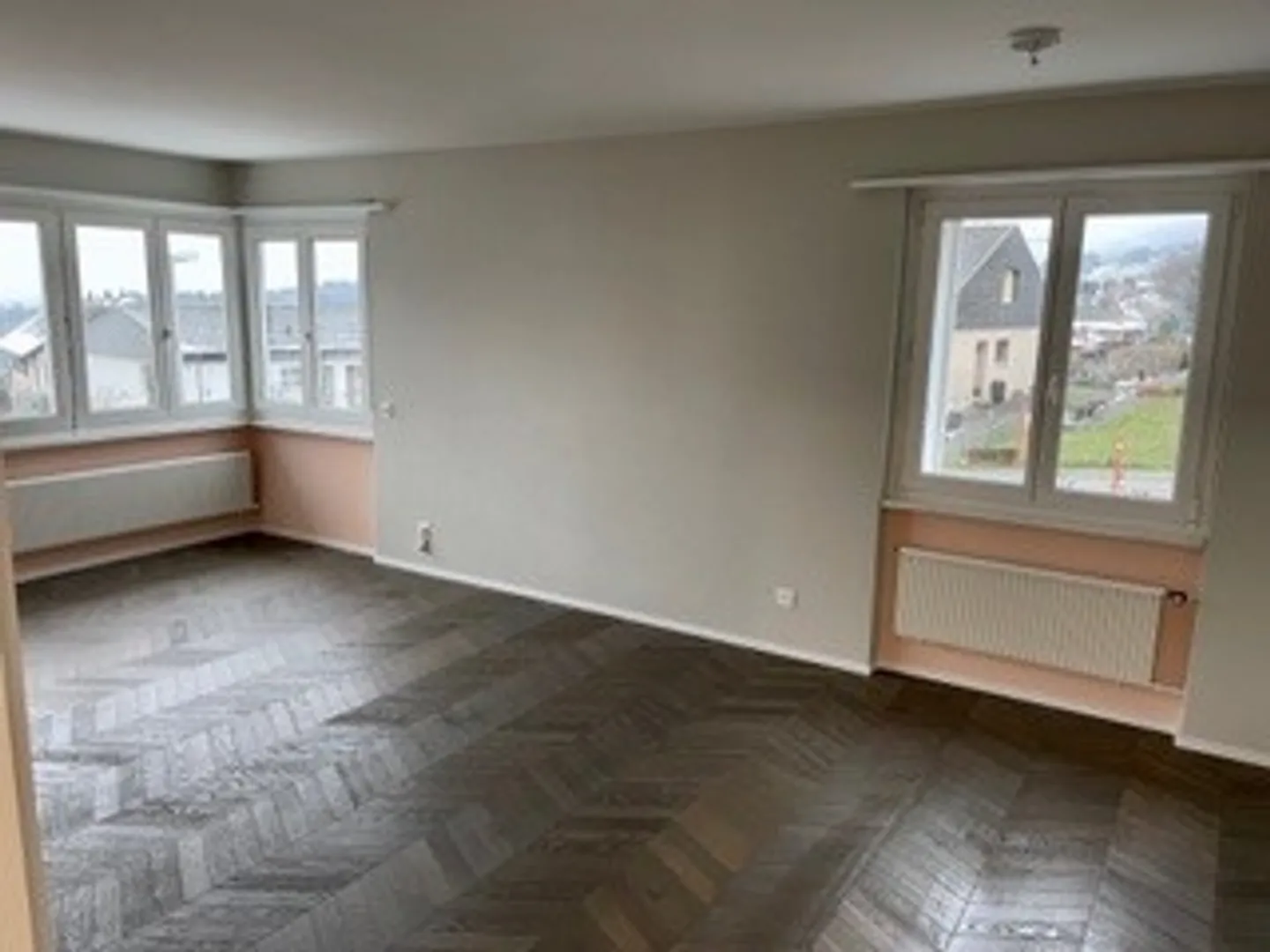 Appartamento 5.5 camere elegante - Foto 4 di 13