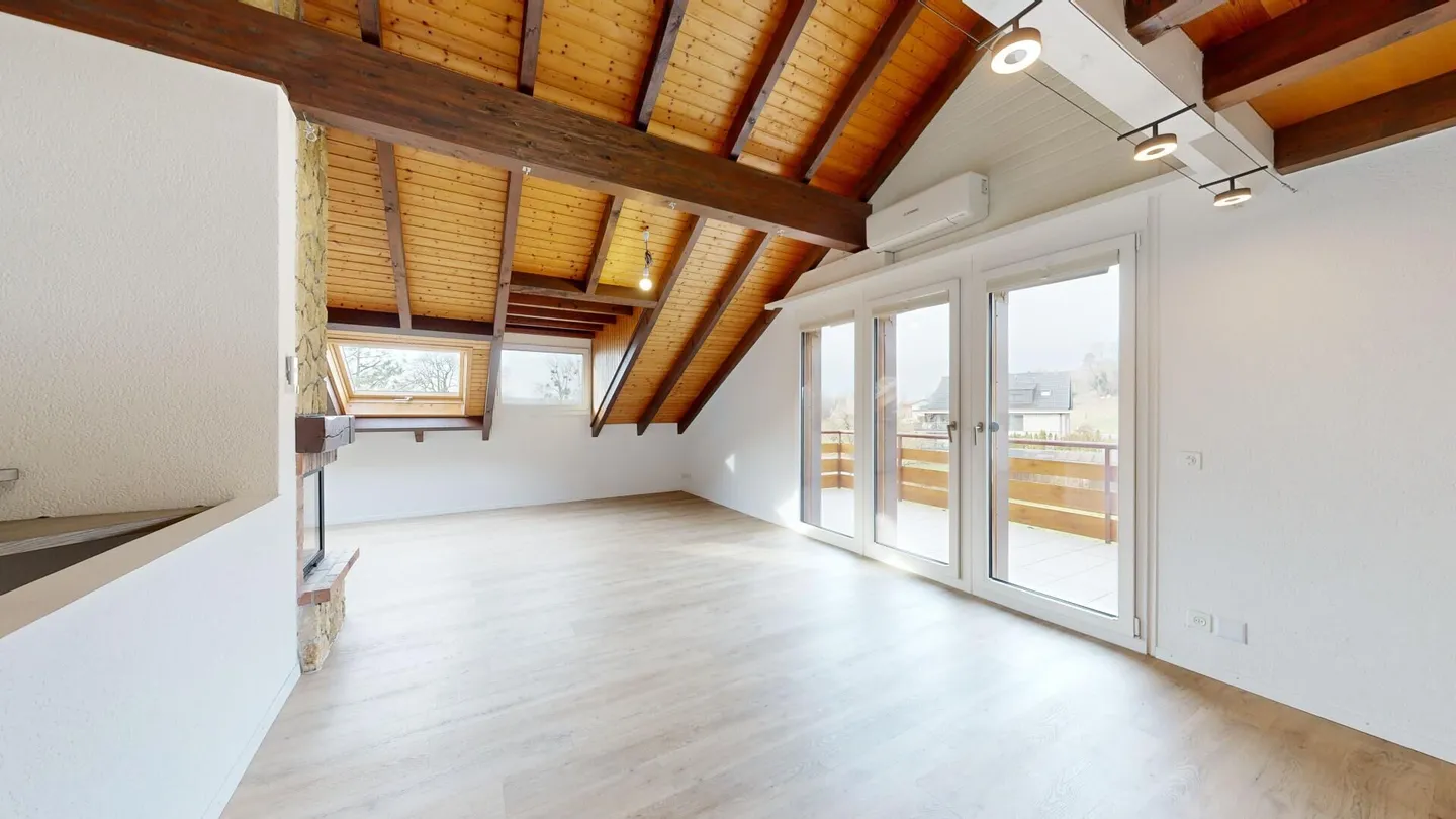 Sensazione di vita mediterranea a Vallamand - Maisonette con galleria e vista lago - Foto 5 di 37