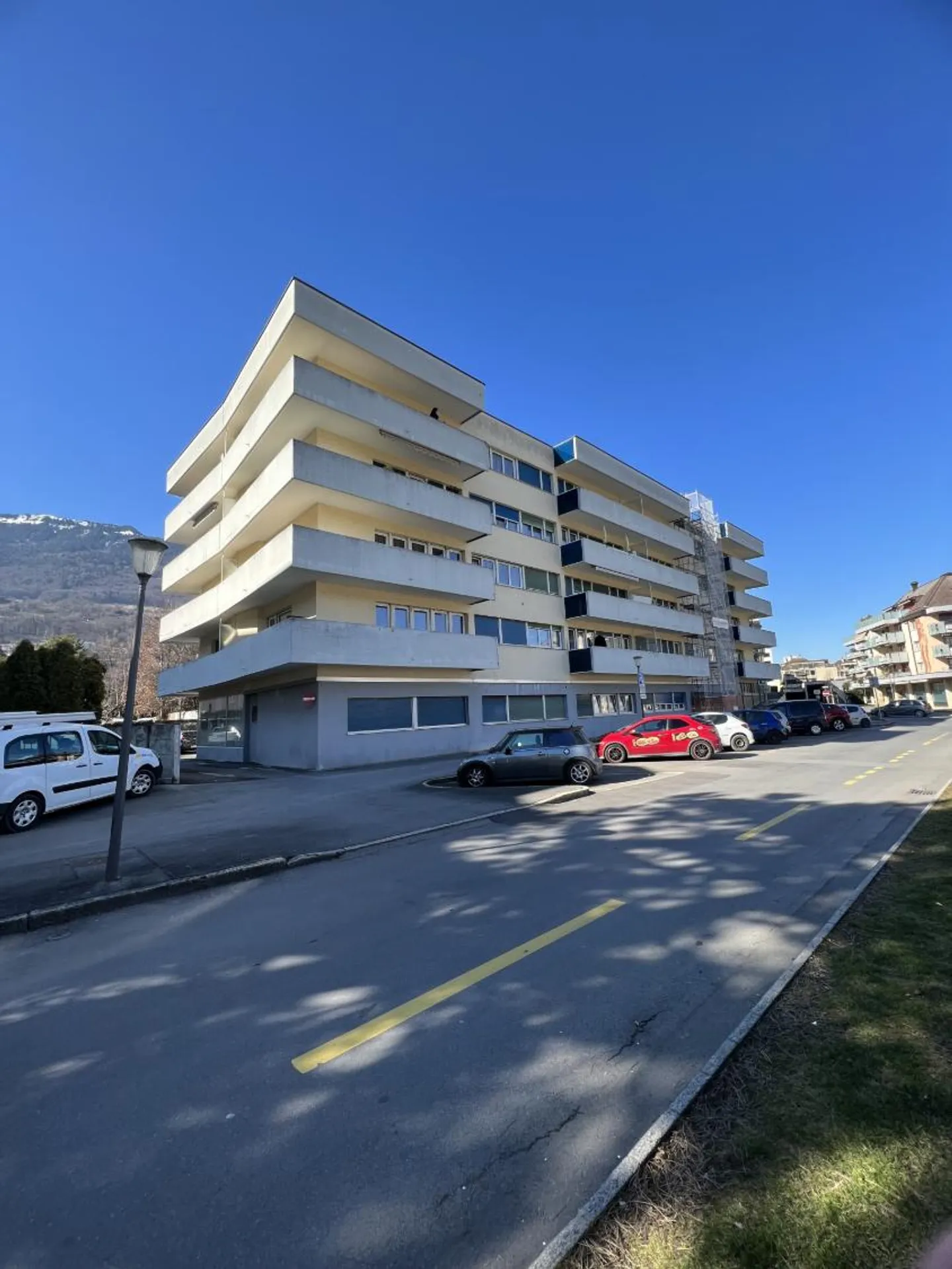 Appartement ensoleillé avec balcon - Photo 1 sur 1