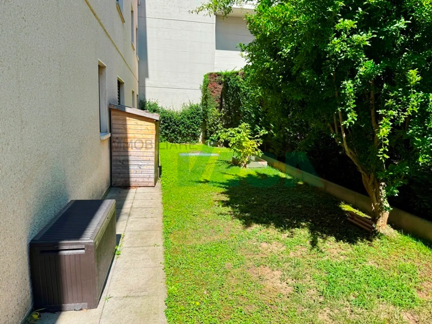 Schöne 6,5-Zimmer-Wohnung mit Garten in ruhiger Hanglage - Foto 5 von 11