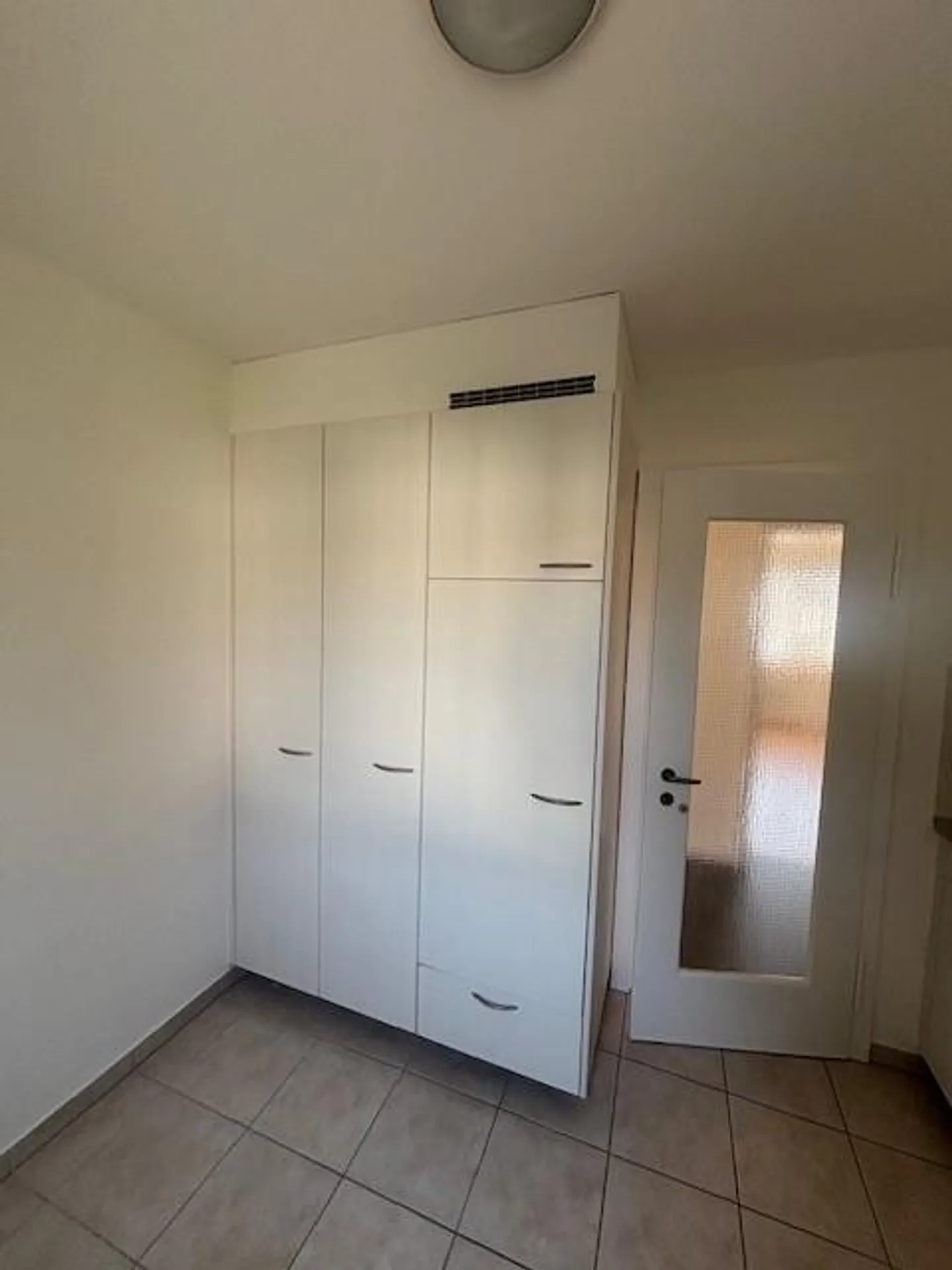 helle Wohnung im Zentrumsnähe - Foto 4 di 8