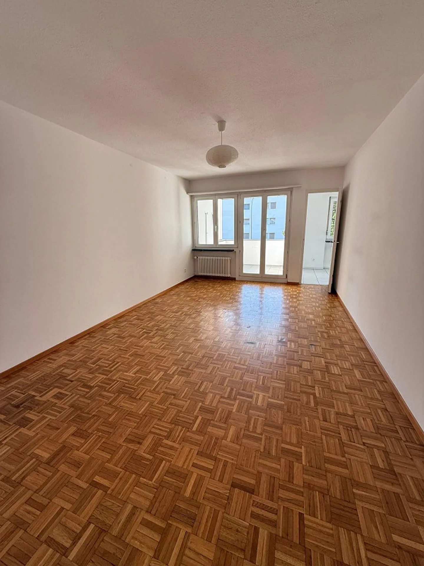 4.5 Zimmer-Wohnung im 1. OG - Foto 1 von 11