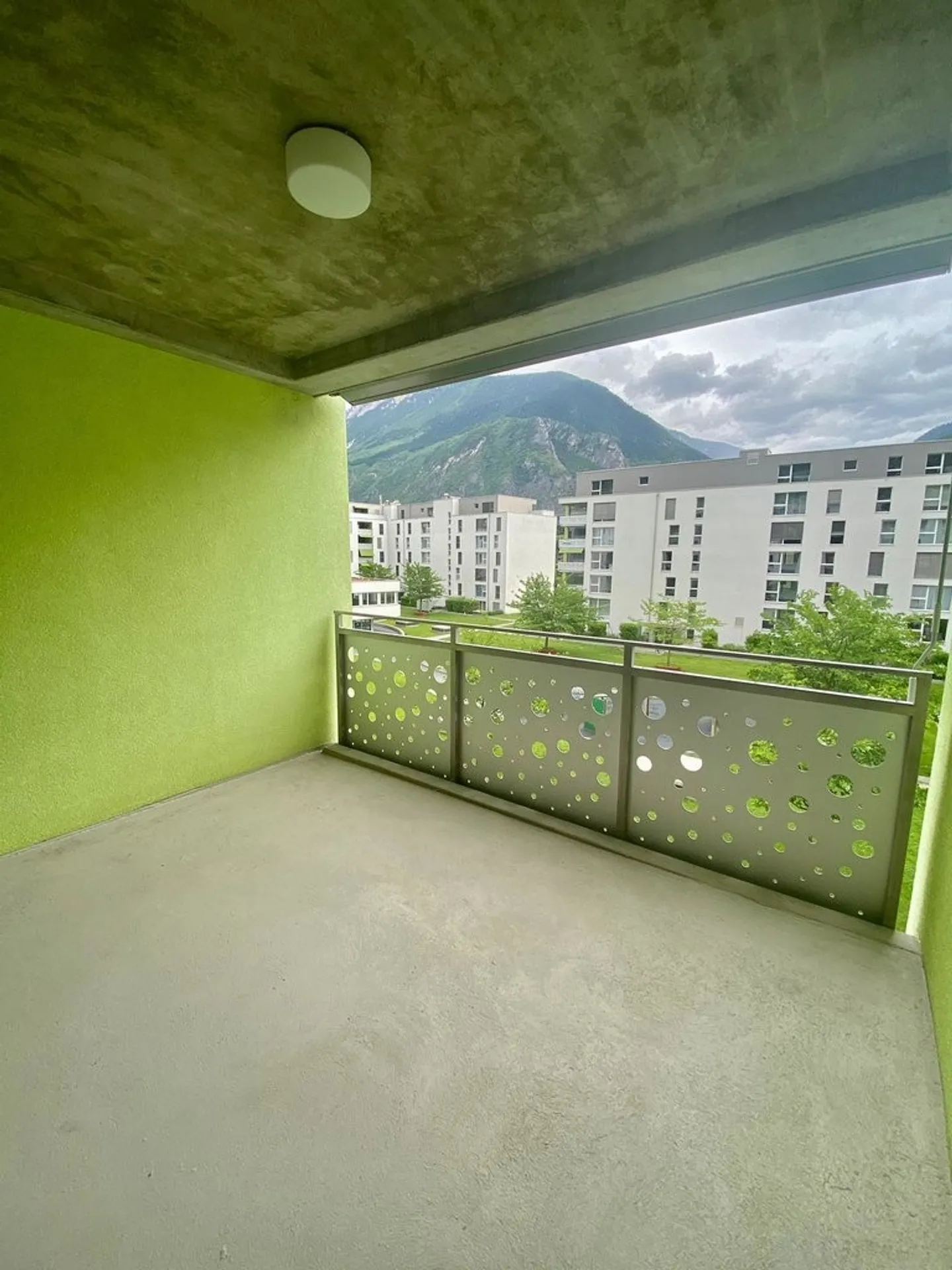 Appartamento spazioso in zona verde - Foto 8 di 8