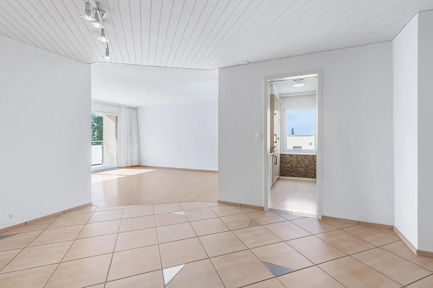 Wohnung kaufen - Foto 5 von 12