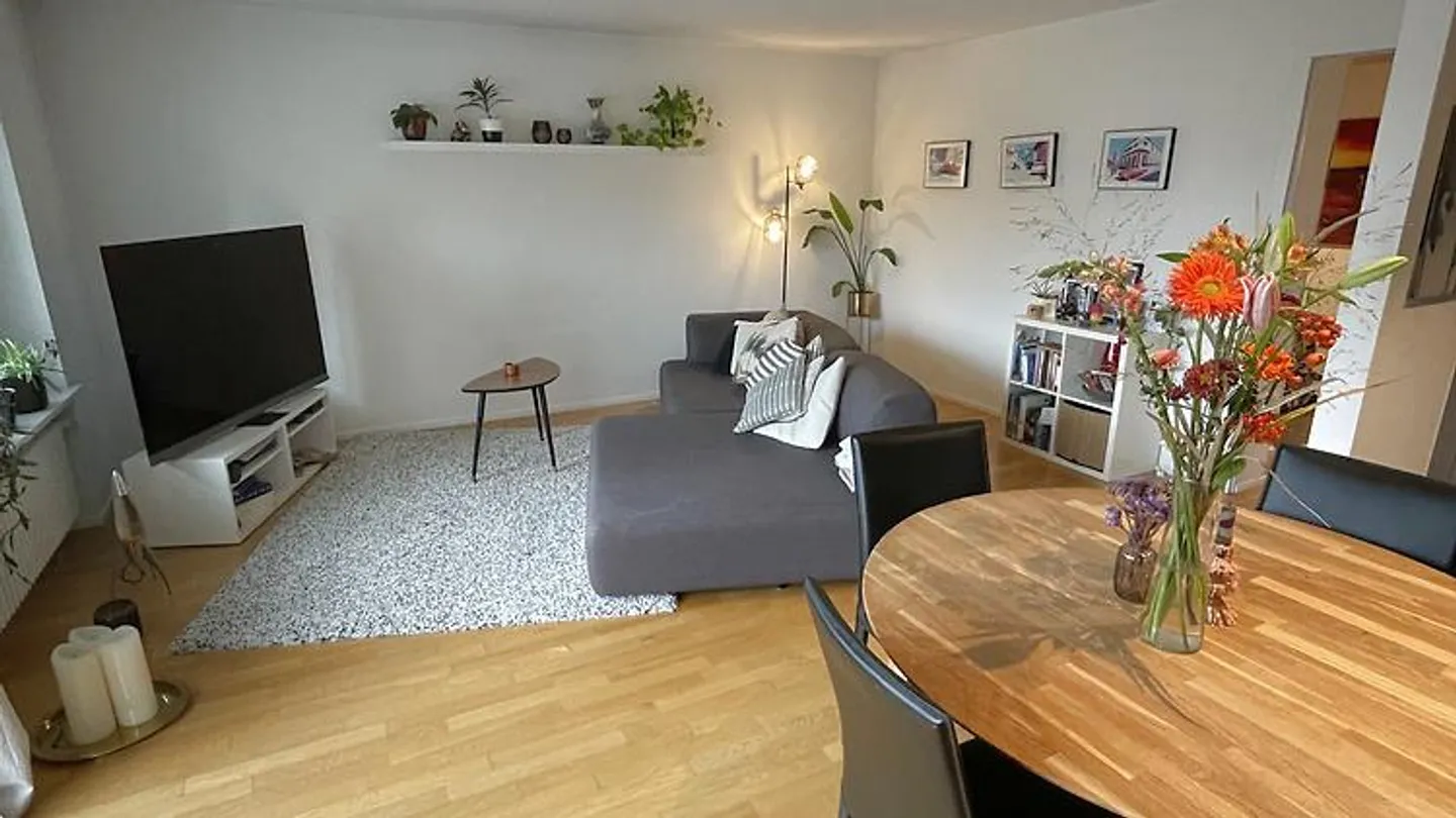 3 ROOM APARTMENT IN ZURICH - DISTRICT 3 WIEDIKON, FURNISHED, TEMPORARY - Photo 1 of 6
