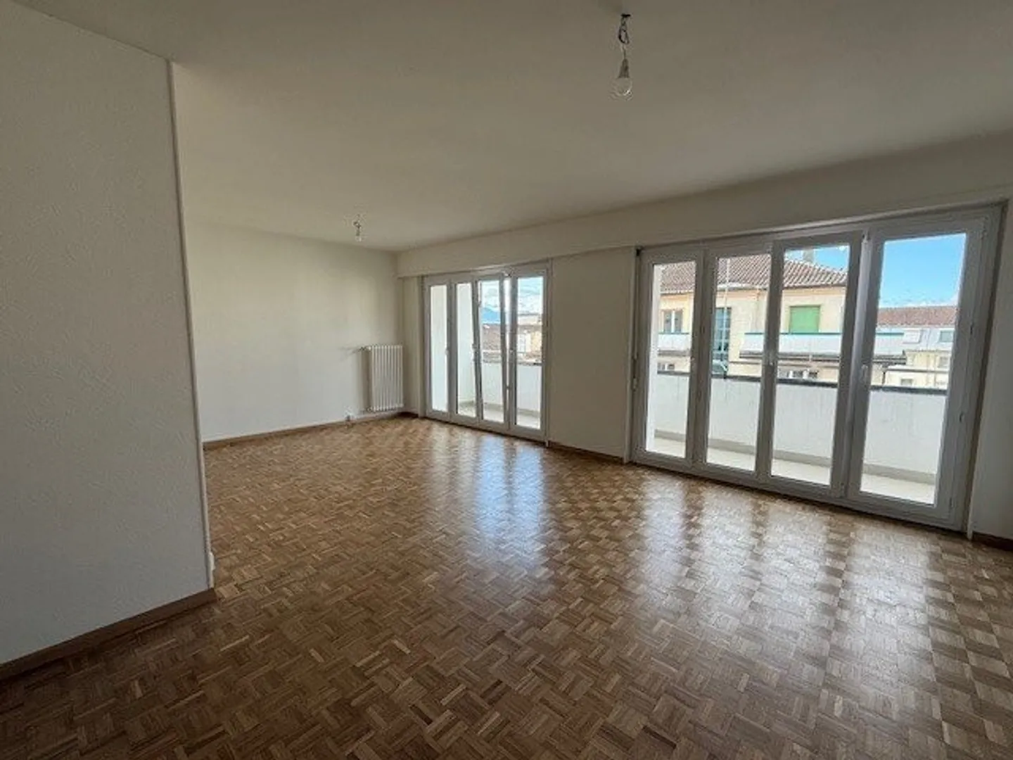 4.5-room apartment on the 2nd floor - Photo 2 of 5