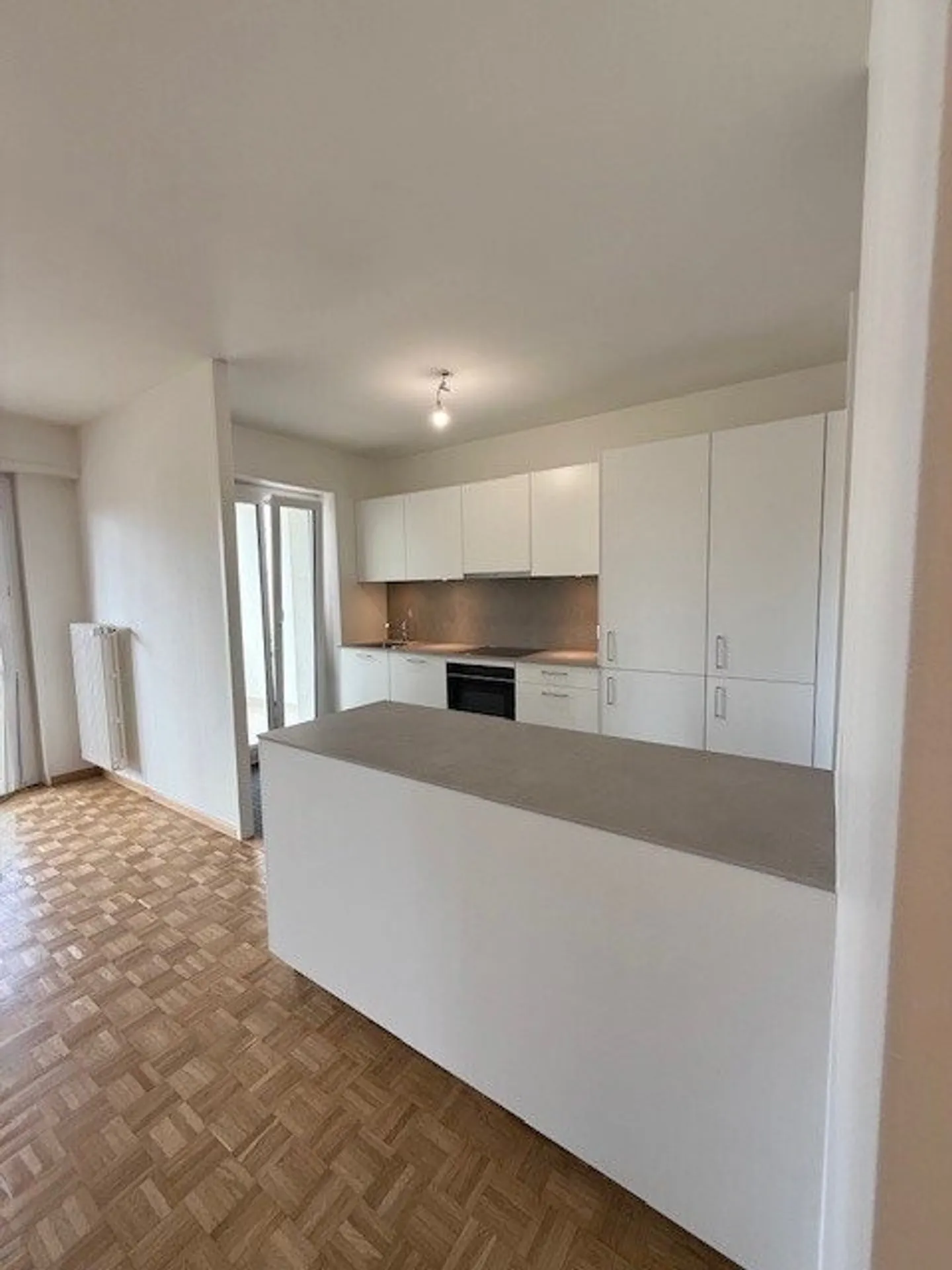 4.5-room apartment on the 2nd floor - Photo 4 of 5