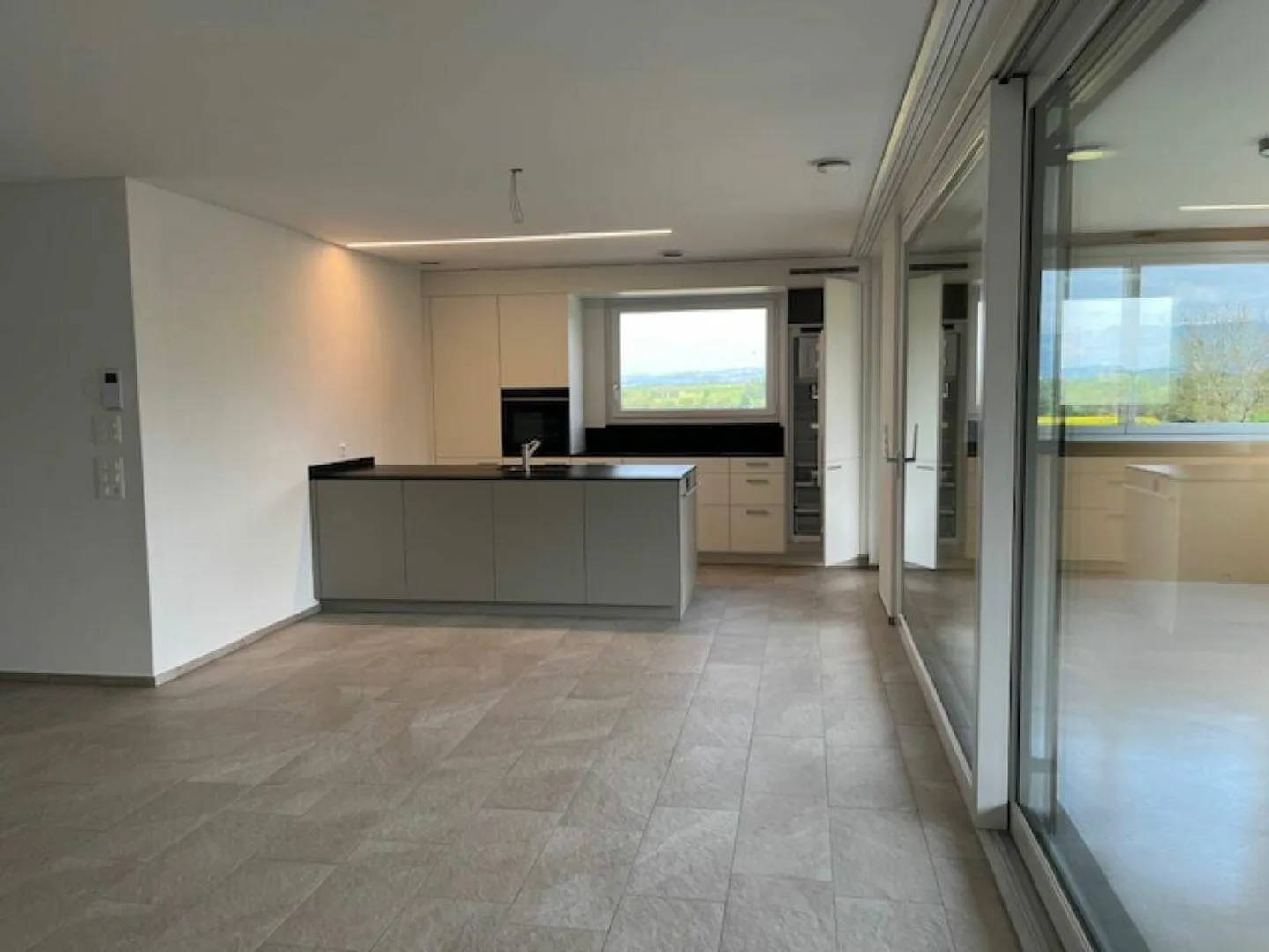 La tua occasione - Appartamento nuovo - con 45m2 di terrazza! - Foto 4 di 9
