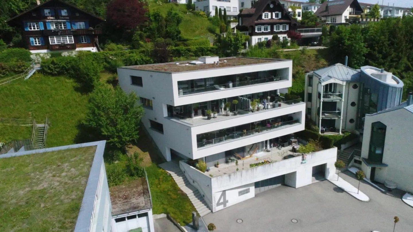 Appartamento attraente di 3,5 locali con terrazza di 37m2 - Foto 1 di 10