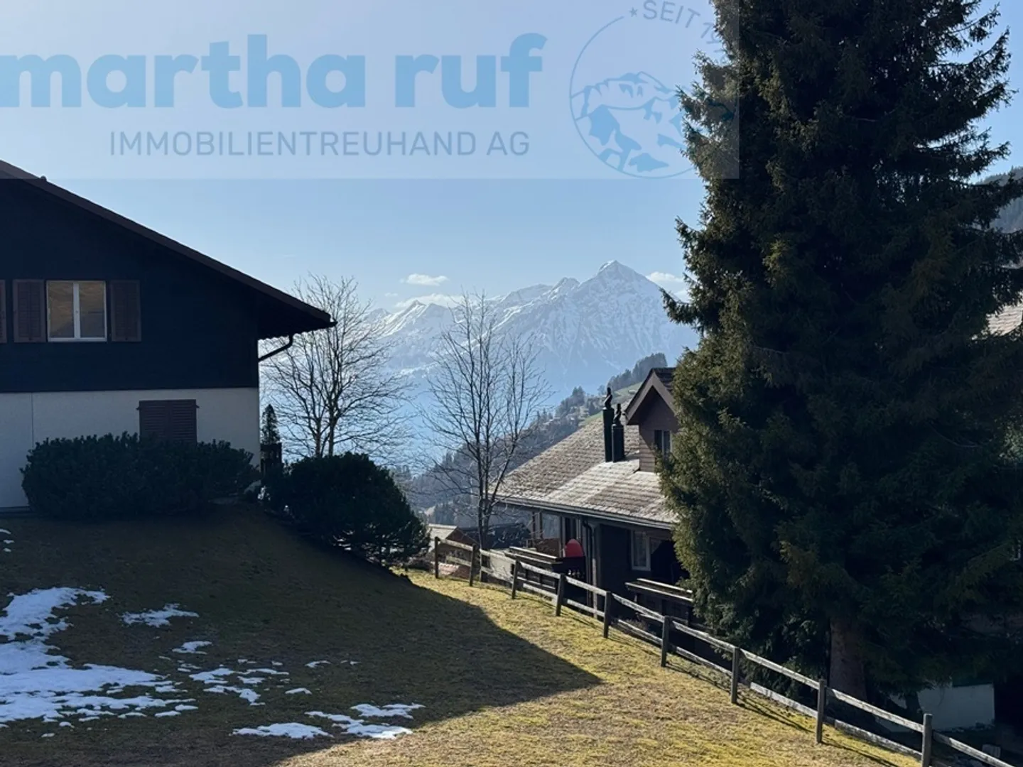 Moderne 2.5-Zimmer-Wohnung mit Balkon - Foto 9 von 10